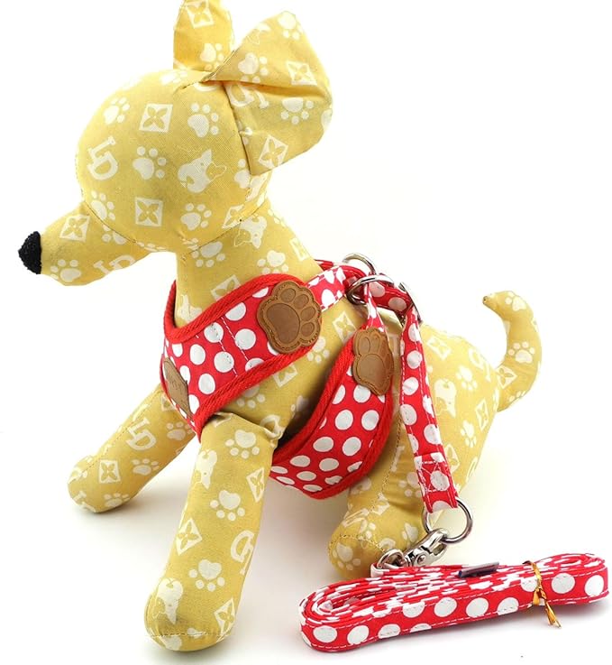 SMALLLEE_LUCKY_STORE New Soft Mesh Nylon Vest Pet Cat Small Medium Dog Harness Dog Leash Set Leads Red, M Chest:11.5"-15.5",Weight 6.5-11lbs (CWYP00068-Red-M)