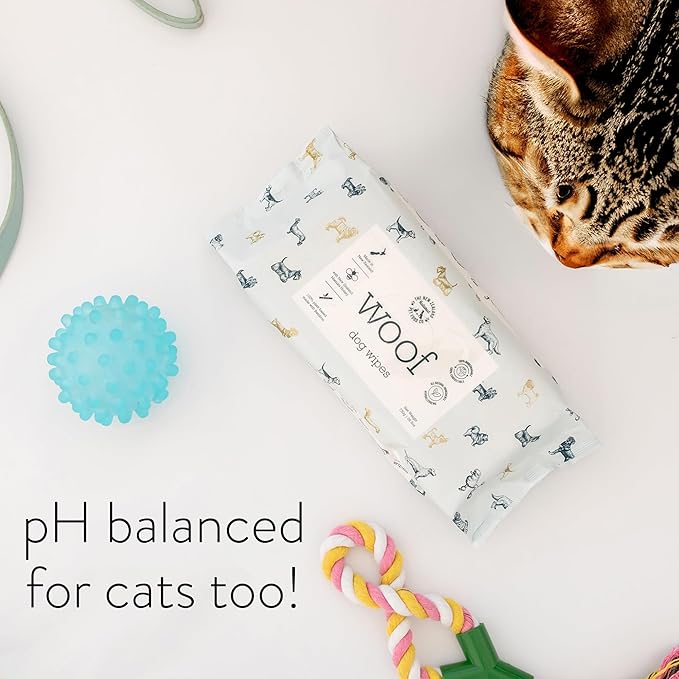 𝐖𝐎𝐎𝐅 𝐃𝐨𝐠 𝐖𝐢𝐩𝐞𝐬 - 𝐏𝐞𝐭 𝐖𝐢𝐩𝐞𝐬 𝐟𝐨𝐫 𝐃𝐨𝐠𝐬 with 𝐌𝐚𝐧𝐮𝐤𝐚 𝐇𝐨𝐧𝐞𝐲, Gentle for Body, Eyes, Ears & Paws – 𝟖𝟎 𝐂𝐨𝐮𝐧𝐭-𝟐𝟔.𝟓 𝐨𝐳
