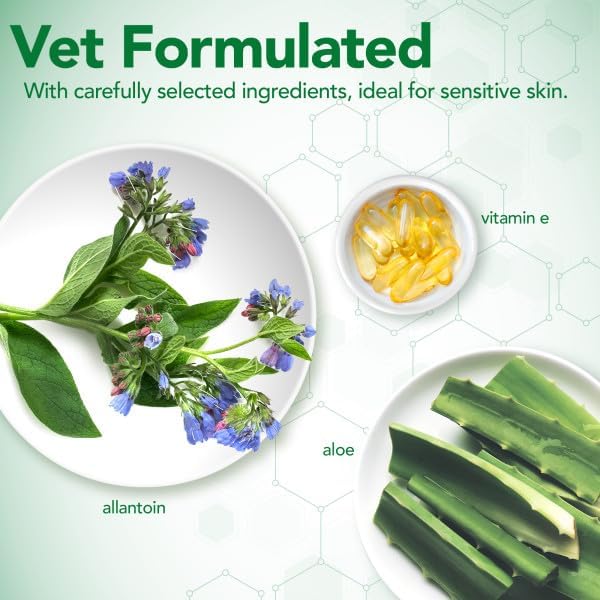 Vet's Best Hypo-Allergenic Shampoo for Dogs | Dog Shampoo for Sensitive Skin | Relieves Discomfort from Dry, Itchy Skin | Cleans, Moisturizes, and Conditions Skin and Coat , 16 oz