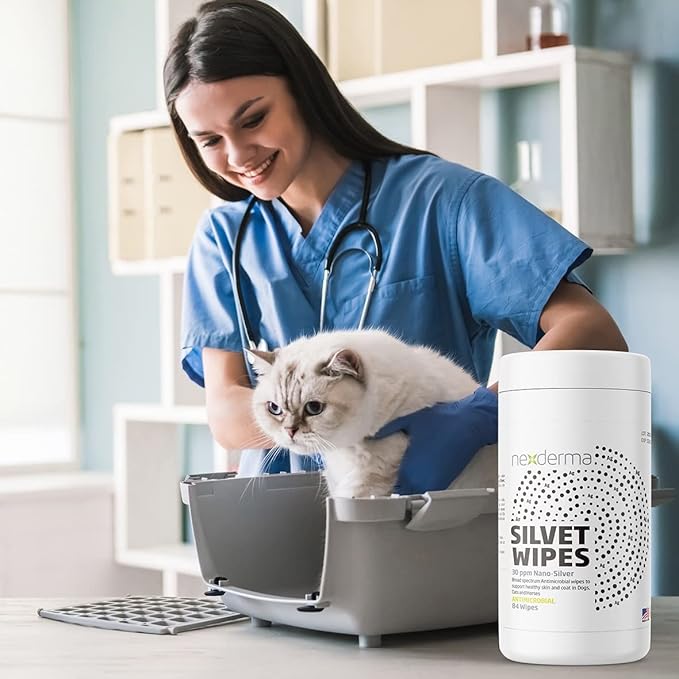 Therapeutic Pet Wipes for Dogs & Cats, Hypoallergenic Cleansing Grooming|Moist Soft Multipurpose Wipe for Yeasty Skin Folds, Interdigital Paws, Safe Around Eyes/Tear Stains, Face, Ears - 84ct