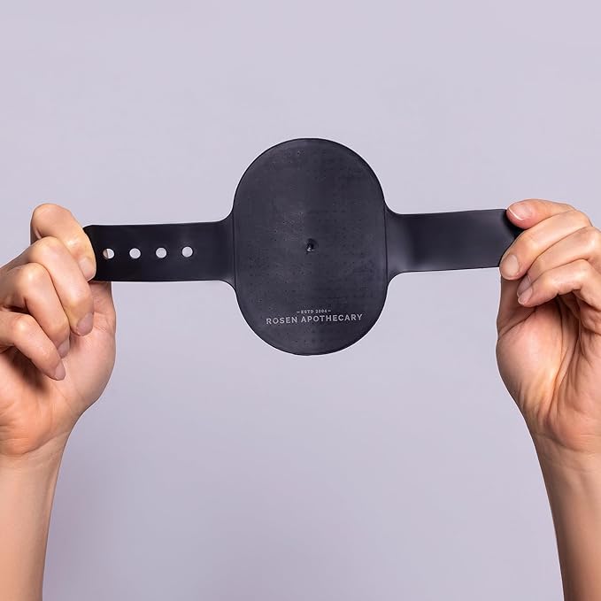 6-in-1 Itch Relief Dog Shampoo with Brush - Tearless Shampoo for Dogs Cleanses, Soothes, Refreshes and Moisturizes While Offering Itch Relief, 480ml