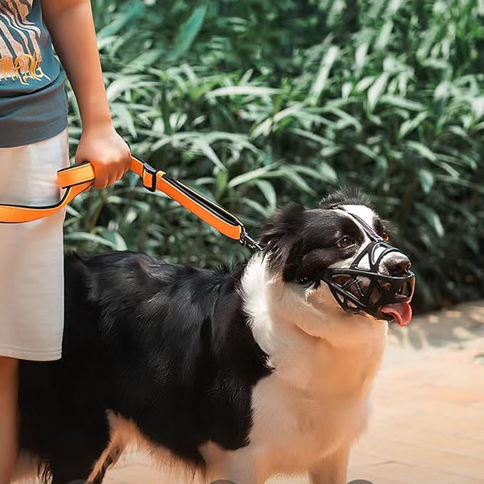 Dog Muzzle, Adjustable Pet Mask with Reflective, Breathable Pet Mask for Large Dogs, Medium Dogs, Small Dogs, Prevents Chewing and Biting, Durable Dog Muzzle That Allows Panting, Drinking and Eating