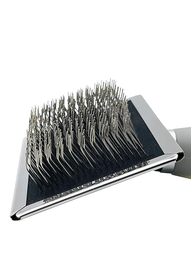 Warren London Gel-Handle Slicker Brush for Dogs | Long & Strong Pin Bristles | Doodle Brush Ideal for Thick & Long Fur | Comfortable Grooming Tool