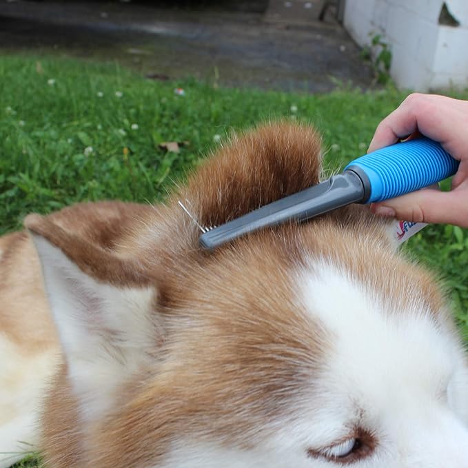 Ultimate Pet Shedding Comb, Blue