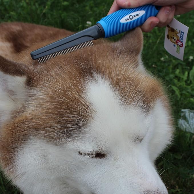 Ultimate Pet Shedding Comb, Blue