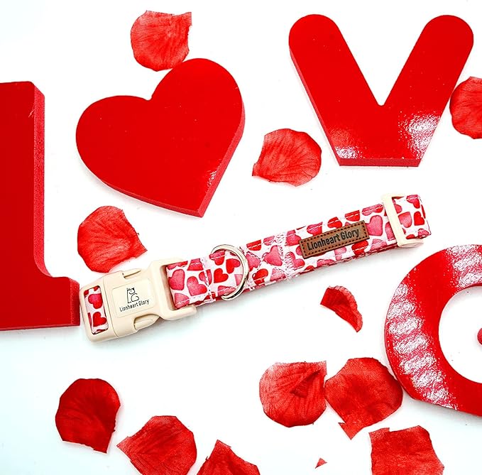 Lionheart glory Valentine's Day Collar, Red Hearts Dog Collar for Large Cute Dog Collars Spring Female Pet Gift Adjustable Heavy-Duty Holiday Dog Collar Plastic Buckle