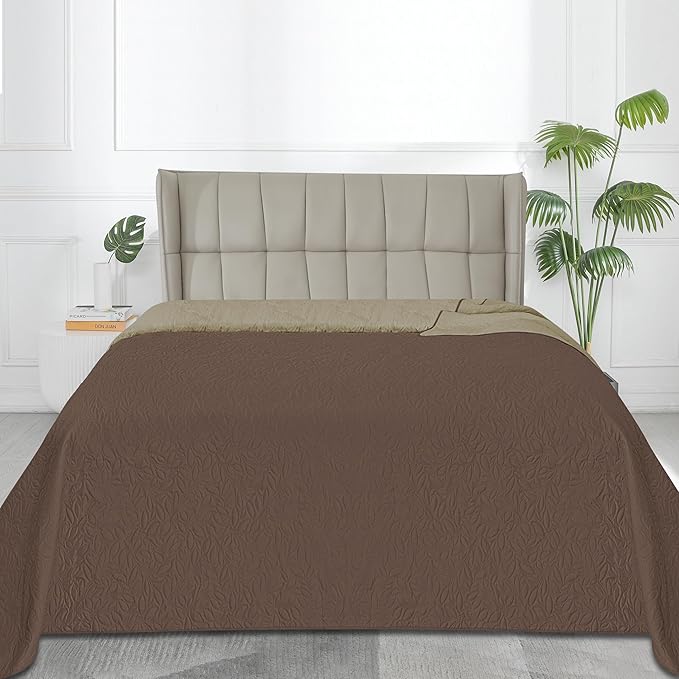 Easy-Going Waterproof Dog Bed Cover Reversible Leak Proof Pet Blanket Replacement Mat for Furniture Washable Couch Cover Sofa Cover for Dogs Cat(82x102 Inch, Brown/Beige)